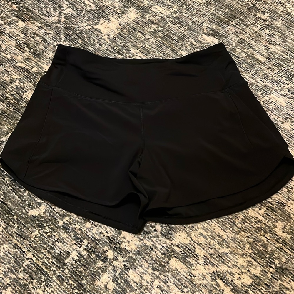 Lululemon Speed Up High-Rise short - 4 inch - Black - Size 6